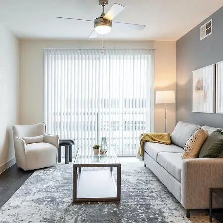 Landing At The Monroe - 2 Bedrooms In Montopolis